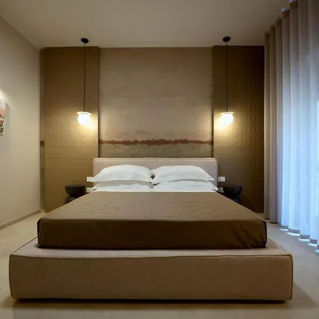 Oltremare Luxury לינה וארוחת בוקר 4*